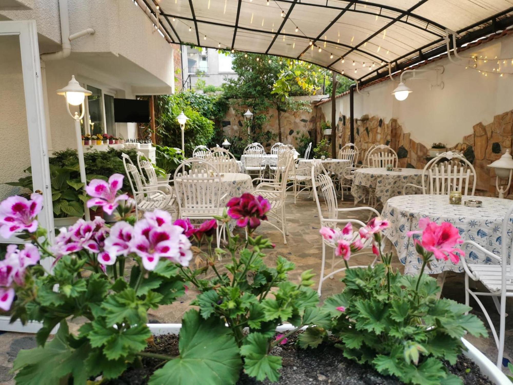 卡瓦勒尔酒店 索佐波尔 外观 照片